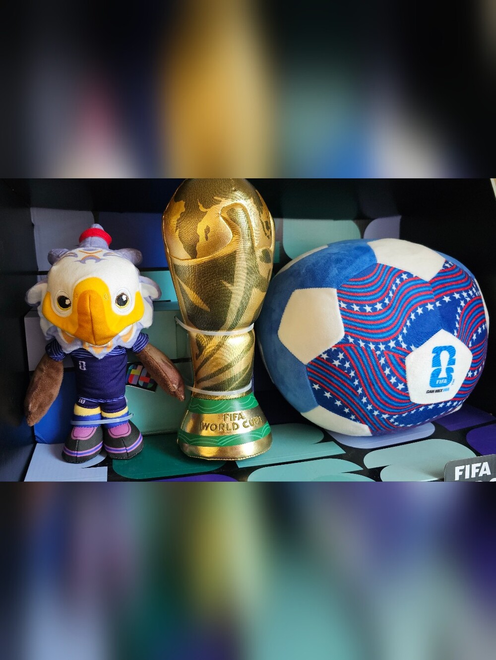 FIFA World Cup 2026 USA Eagle Mascot Trophy Soccer Ball 3-Piece Plush Set NIB